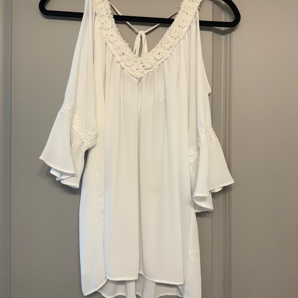Charming Charlie White Cold-Shoulder Blouse